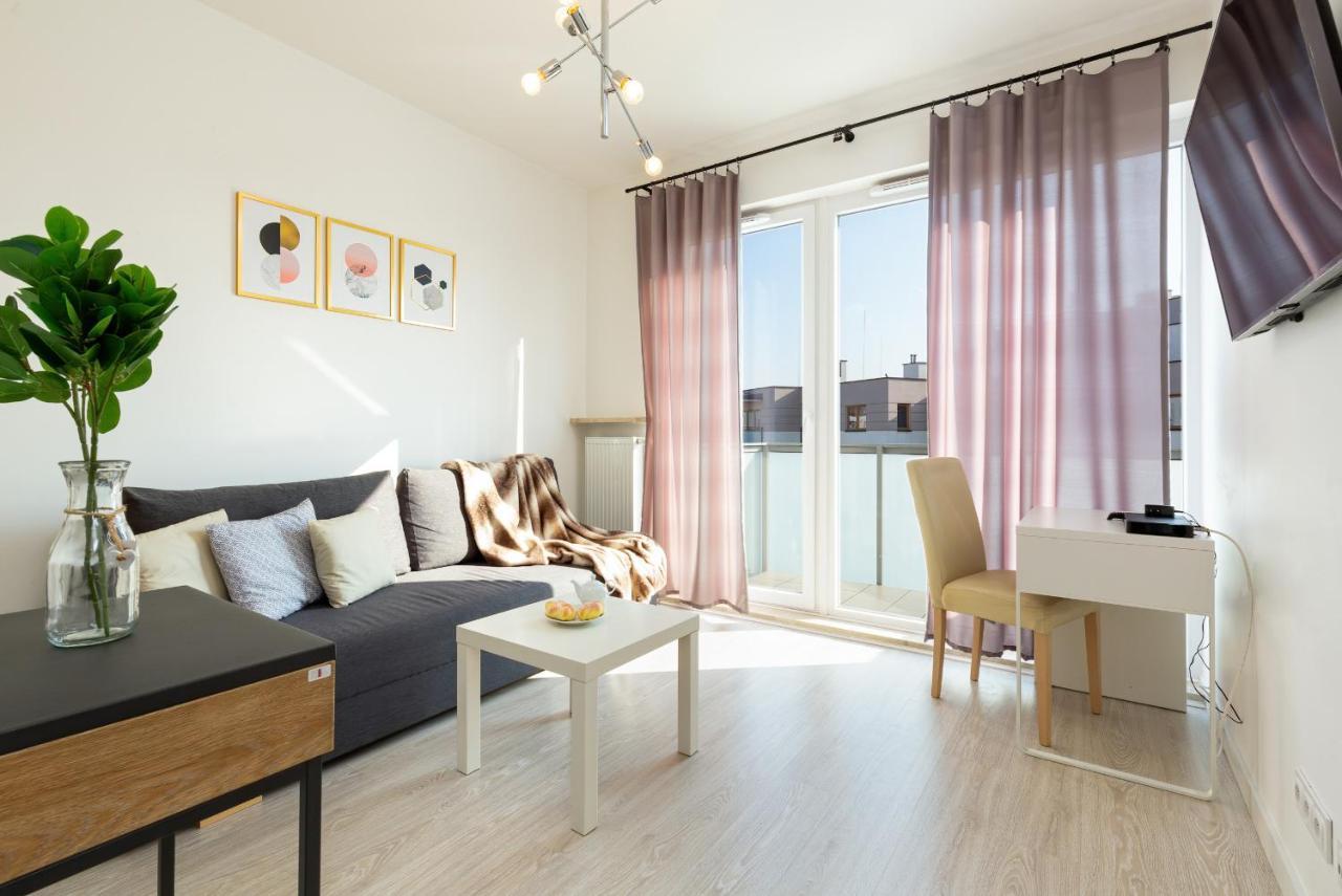 Metro Bielany Apartments By Noclegi Renters Varşovia Exterior foto