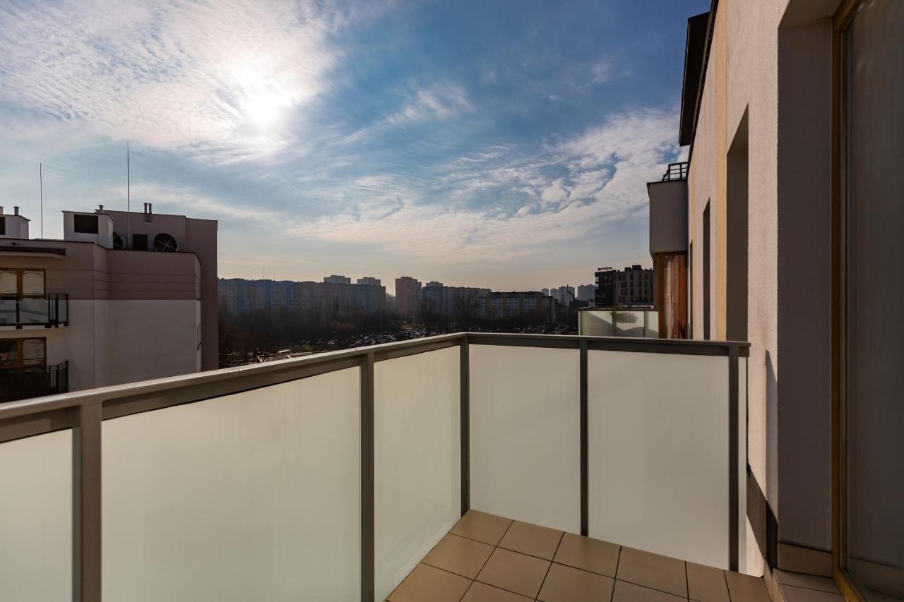 Metro Bielany Apartments By Noclegi Renters Varşovia Exterior foto