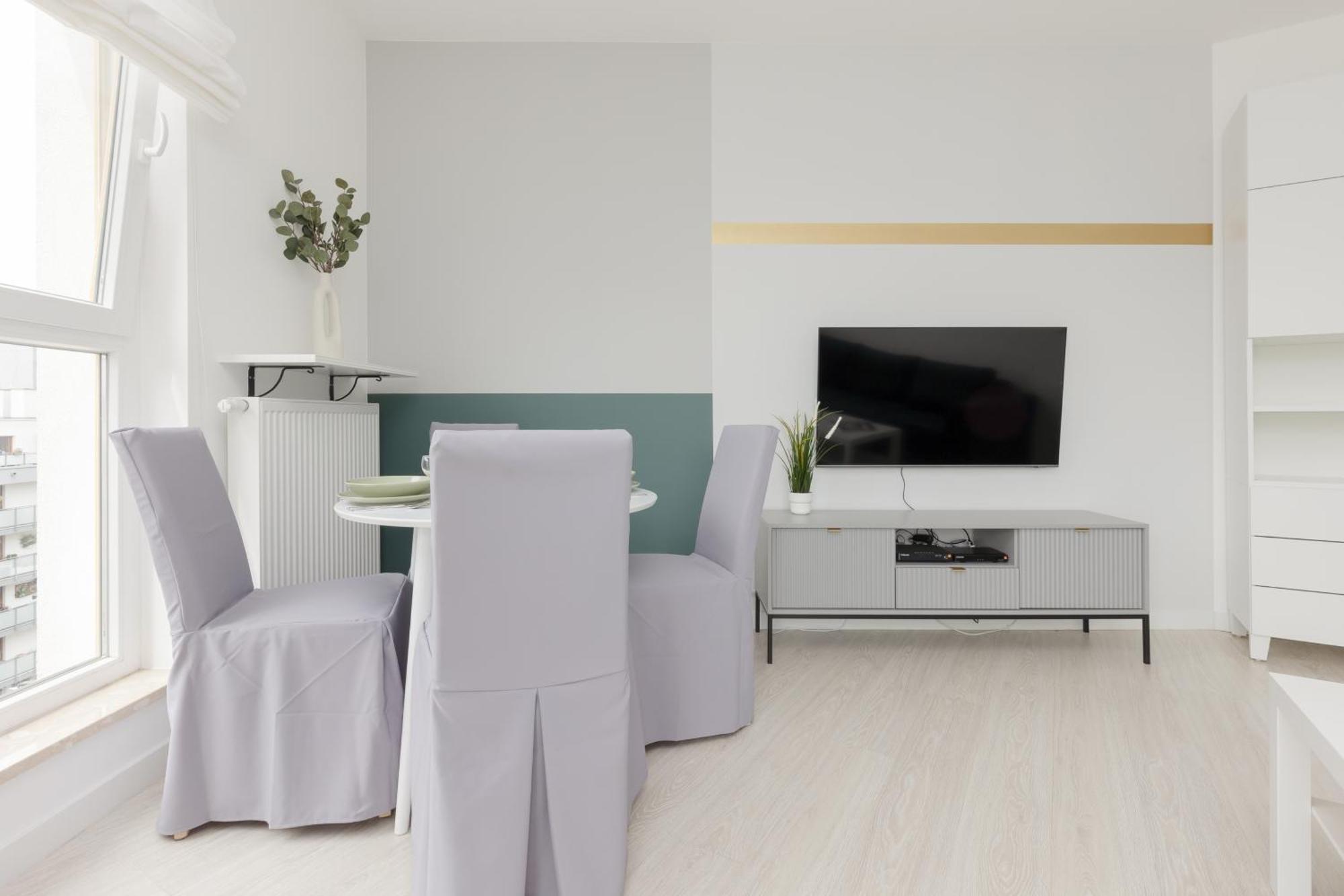 Metro Bielany Apartments By Noclegi Renters Varşovia Exterior foto
