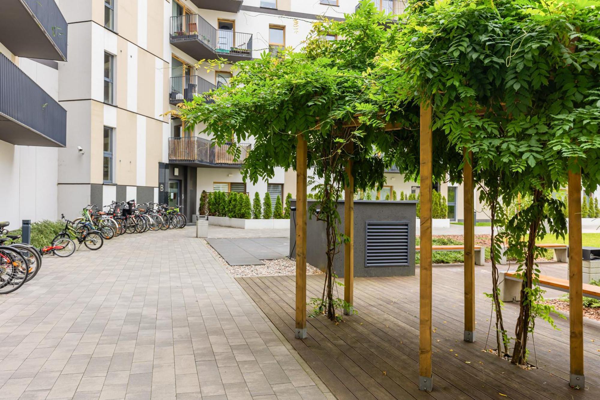Metro Bielany Apartments By Noclegi Renters Varşovia Exterior foto